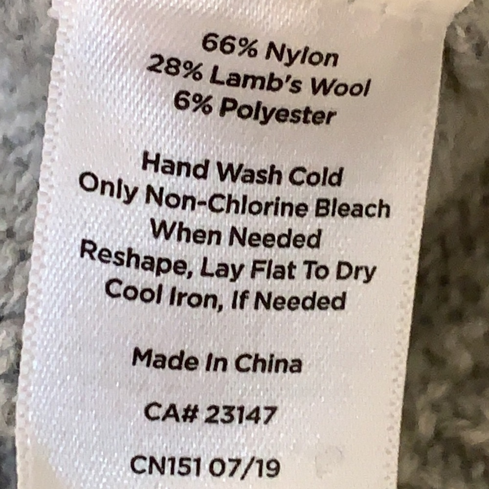 Talbots small lambs wool blend sweater. - Picture 5 of 5